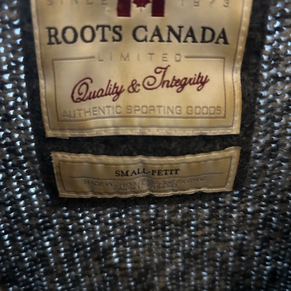 Roots Sweaters - Roots Grey Marled Knit Cardigan with Red Stripe Detail